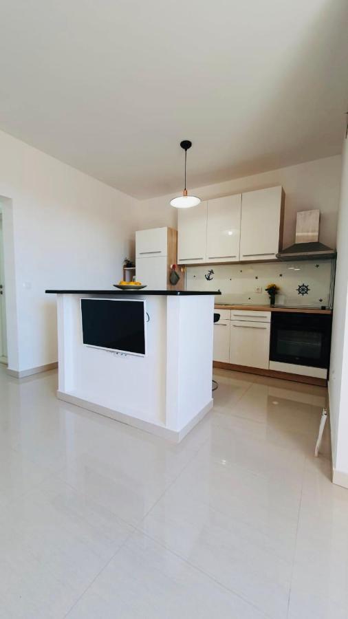 Apartman Petar Ražanac Exterior foto